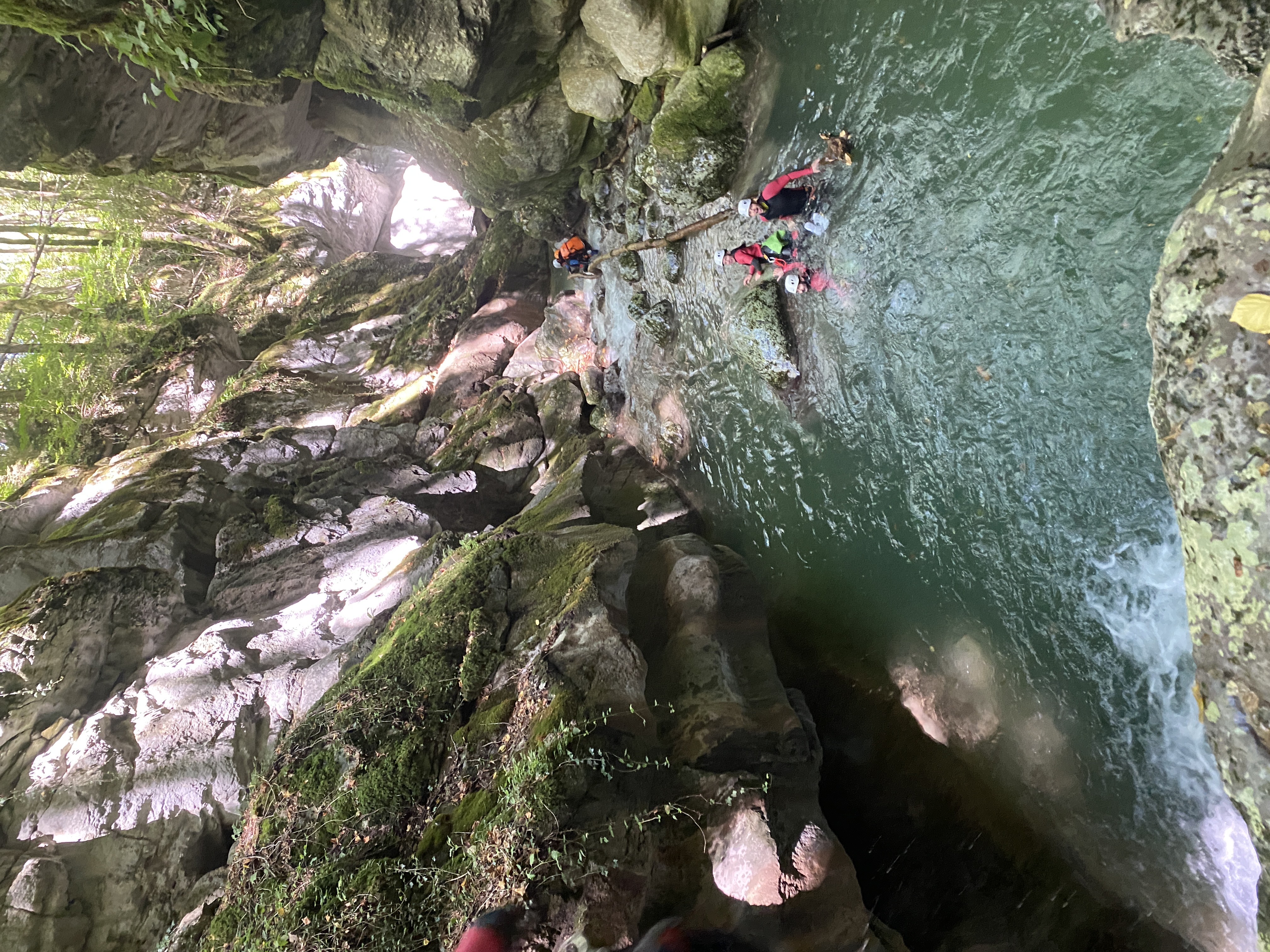 Discover canyoning in the Vercors